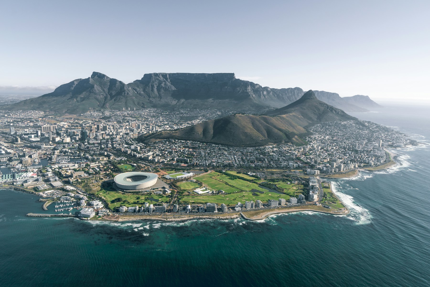 Vue aérienne d'une métropole africaine